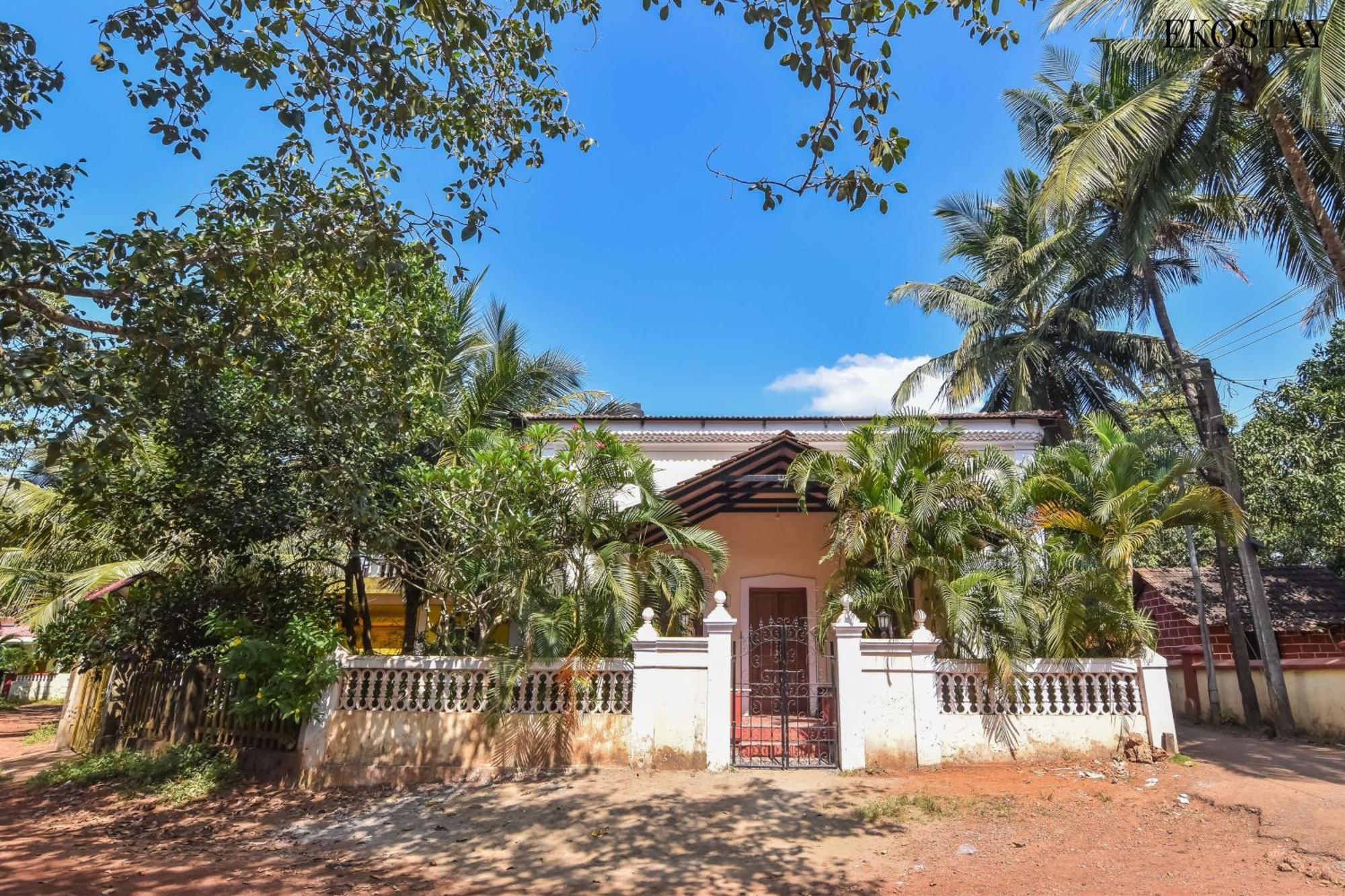 Ekostay Gold - Oasis Villa Saligao Екстериор снимка